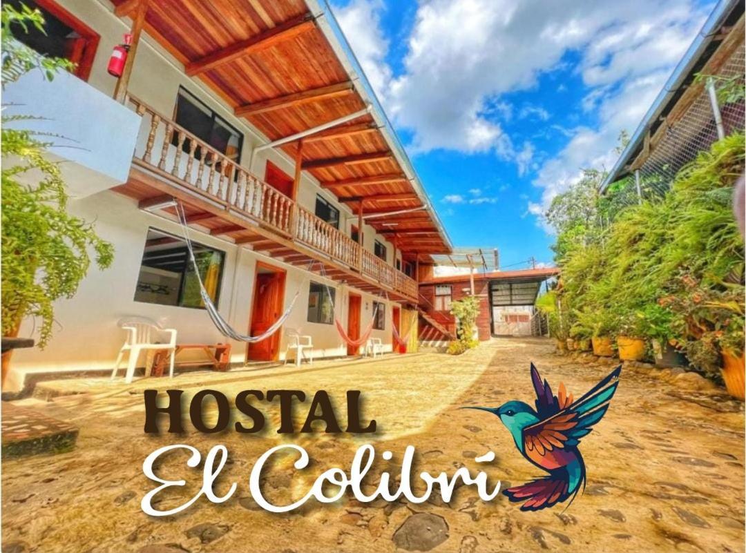 Hostal El Colibri Hotel Puyo Exterior photo